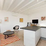 ヴィラ Pour Vos A Cannes, Voici Ravissante De 6 Avec Piscine Privee